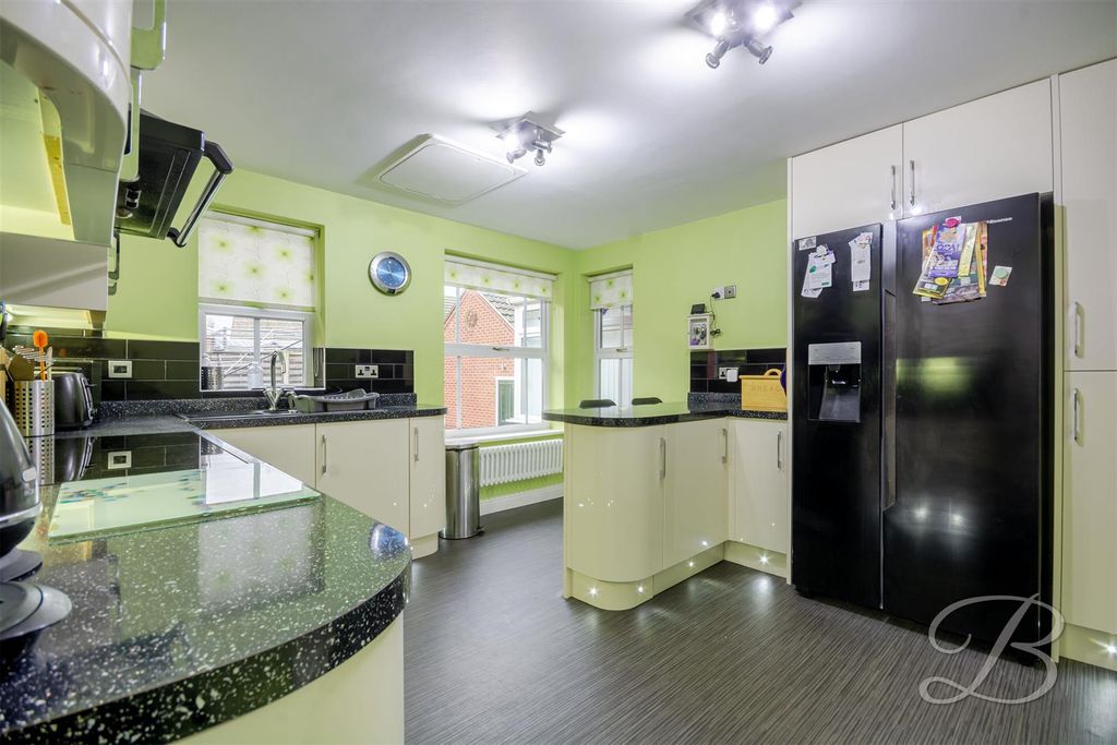 Property photo 2 of 30 Ccltd-7.Jpg