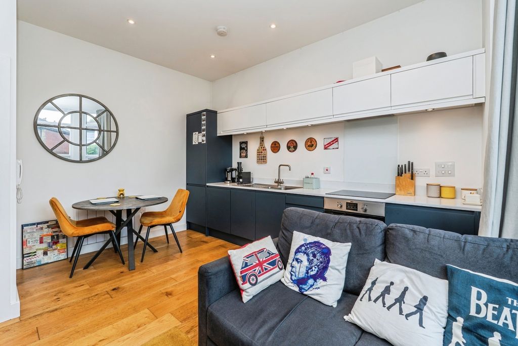 Property photo 2 of 13 Photo