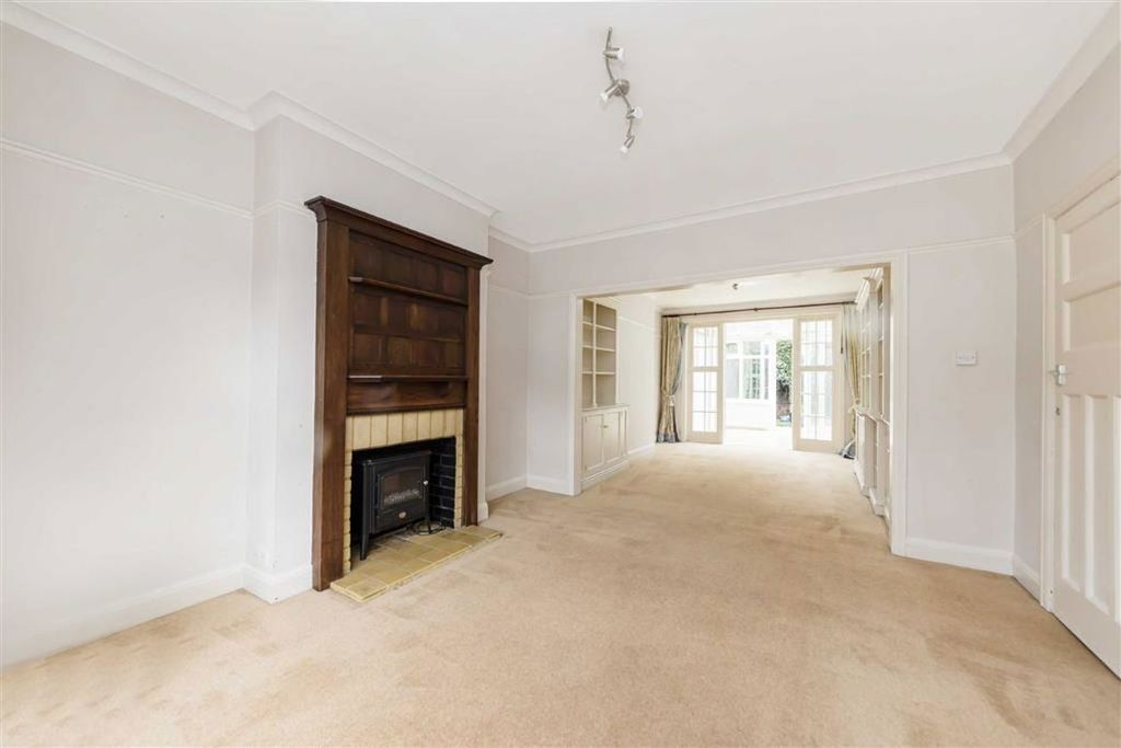 Property photo 2 of 7
