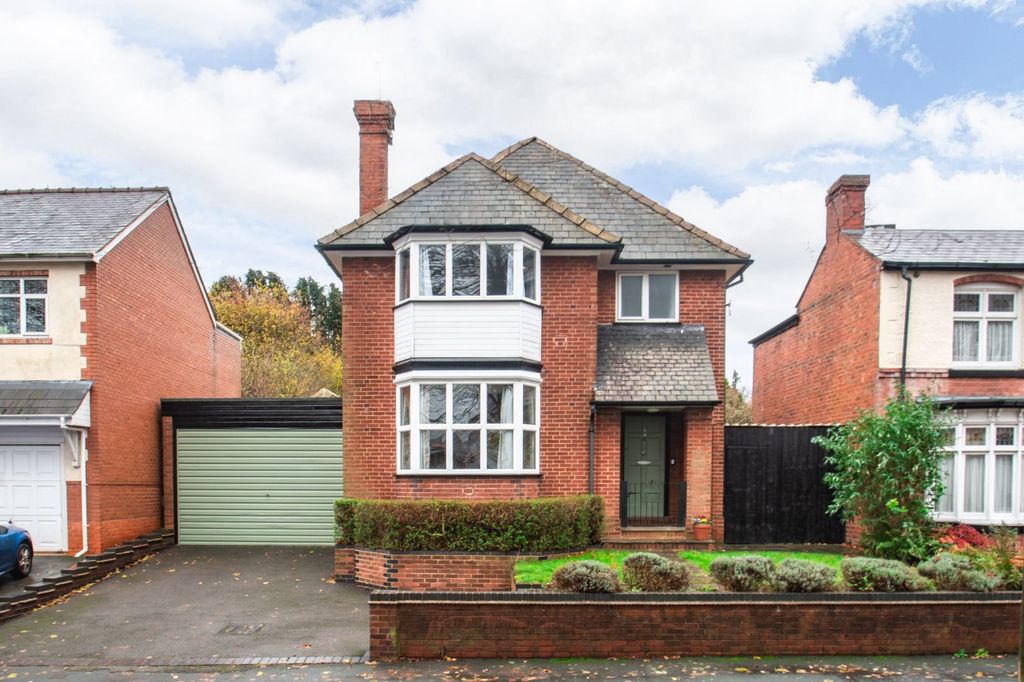 Property photo 1 of 28 Picture No. 05