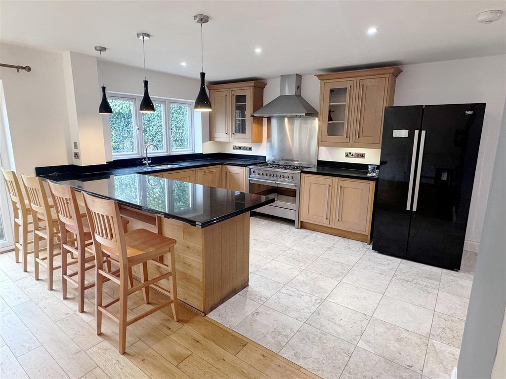 Property photo 3 of 33 Kitch 1.Jpg