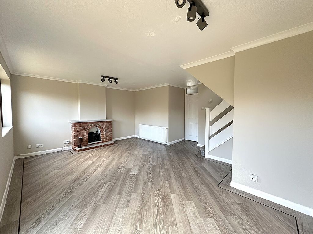 Property photo 3 of 14 Lounge View 1