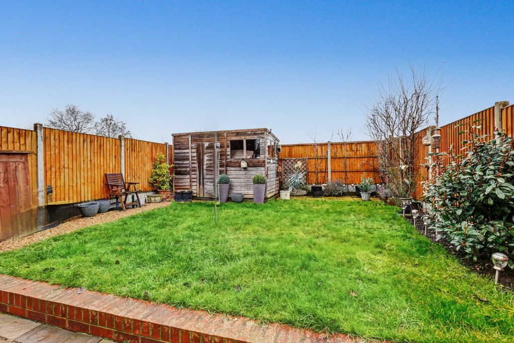 Property photo 2 of 15 4811215