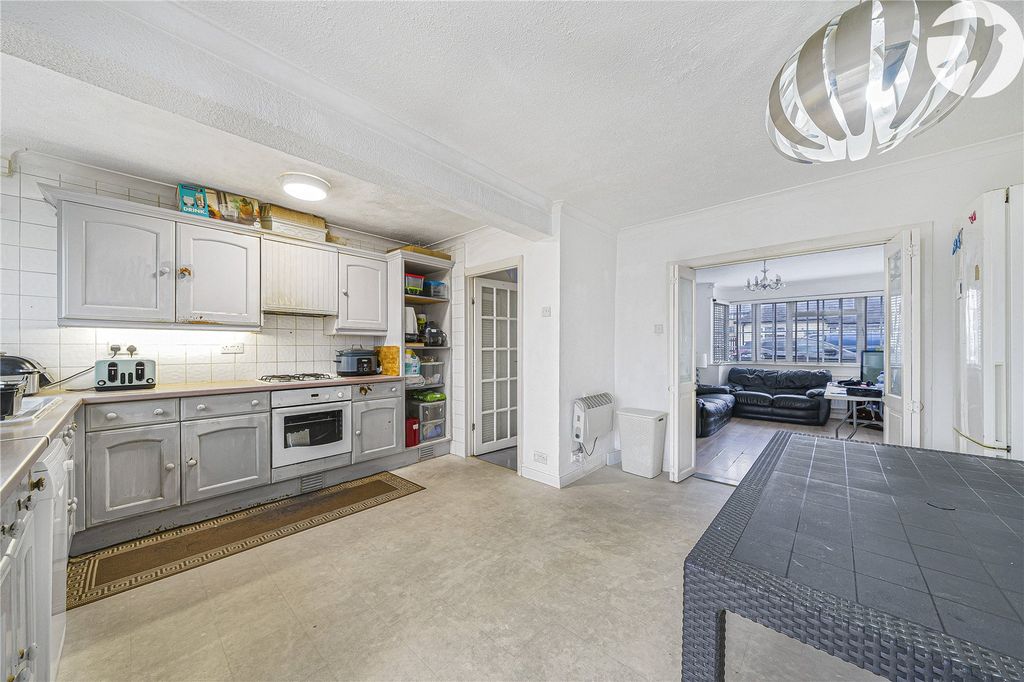 Property photo 1 of 27 Kitchen Diner