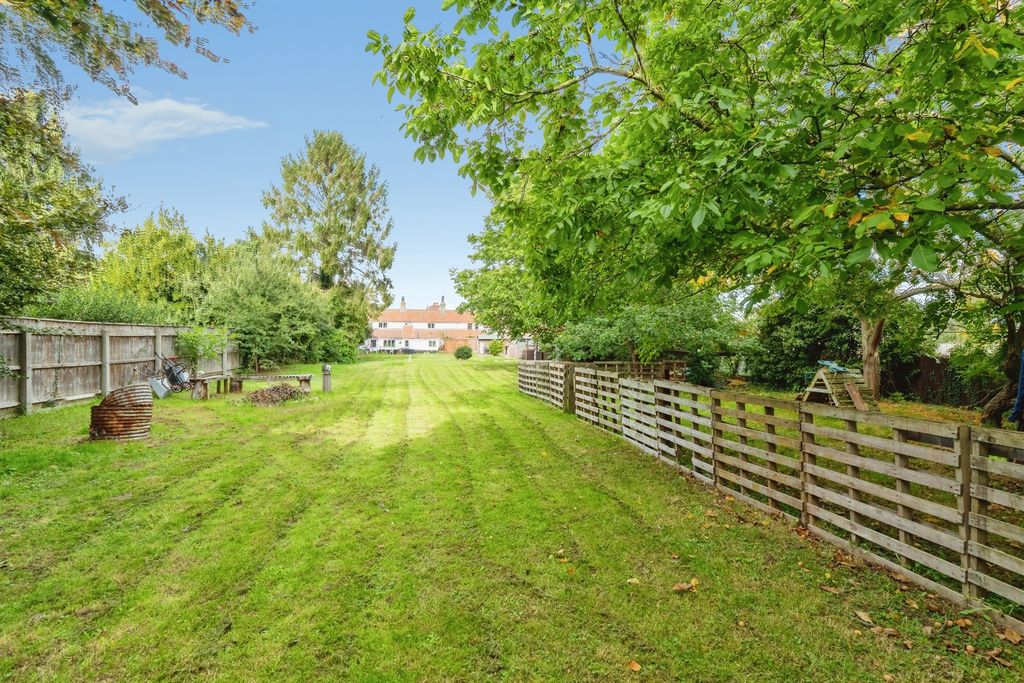 Property photo 3 of 21