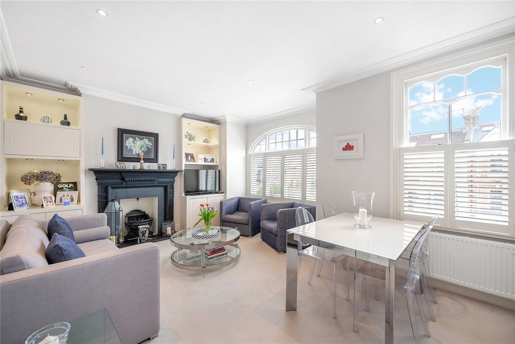 Property photo 2 of 15 Picture No. 05