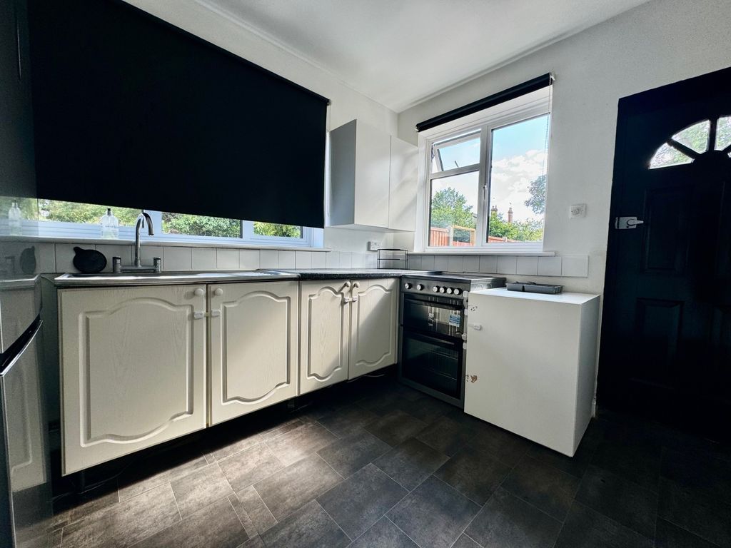 Property photo 2 of 13 Thumbnail_Img_1194