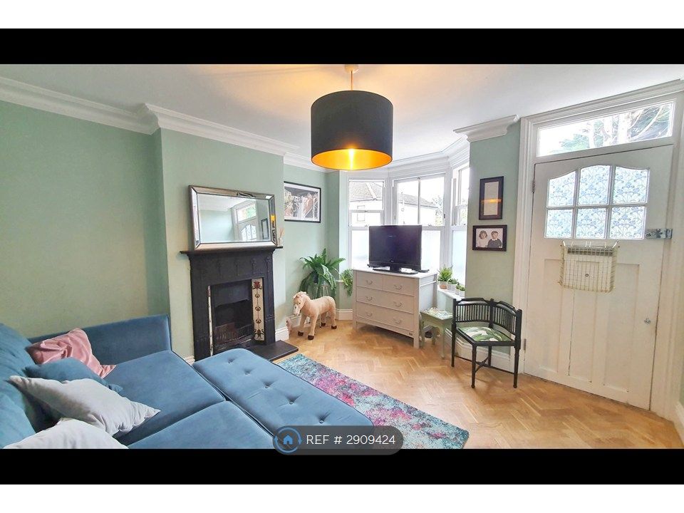 Property photo 2 of 17