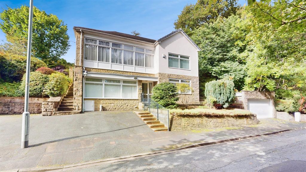 Property photo 1 of 20 E821F1A4-1-Chelsea-Mansions-09162025_145044.Jpg