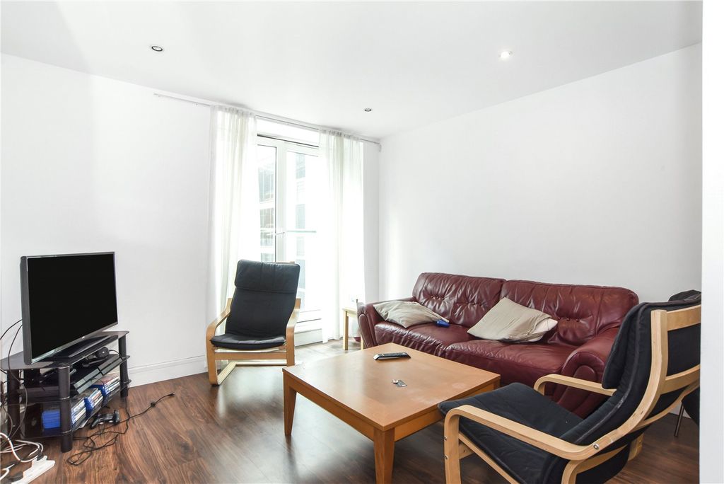 Property photo 3 of 16 Reception Room