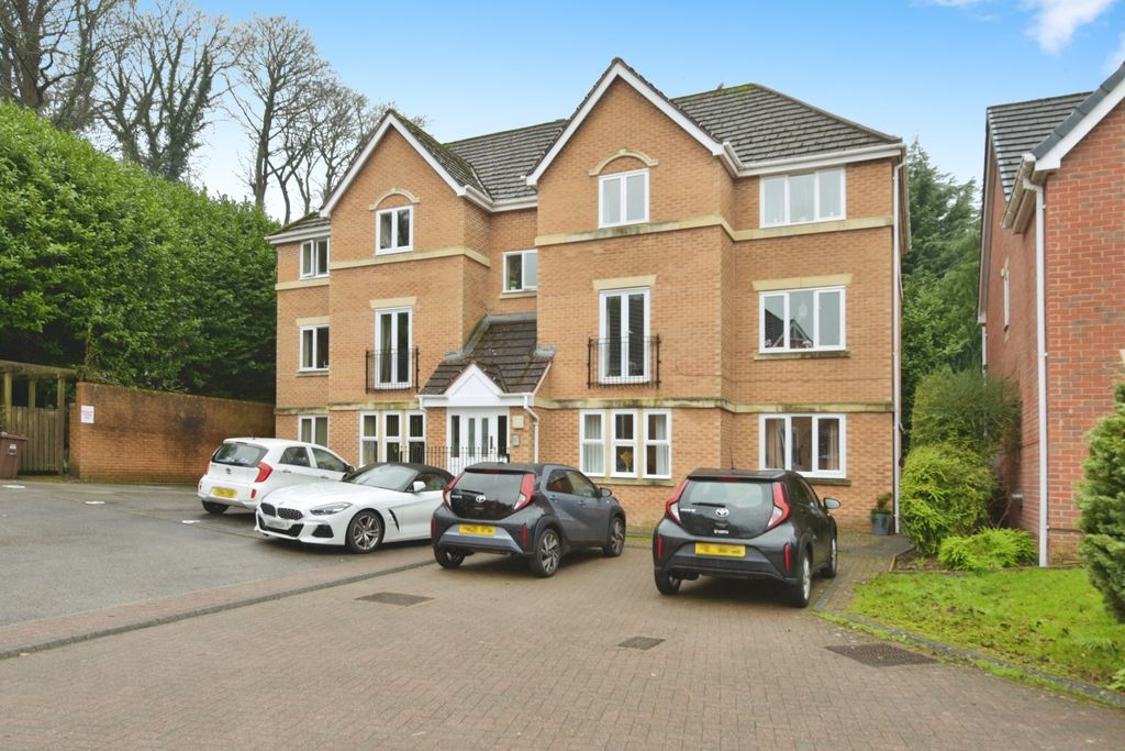 Property photo 2 of 15