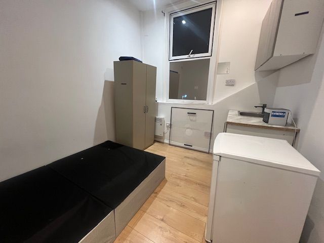 Property photo 2 of 3