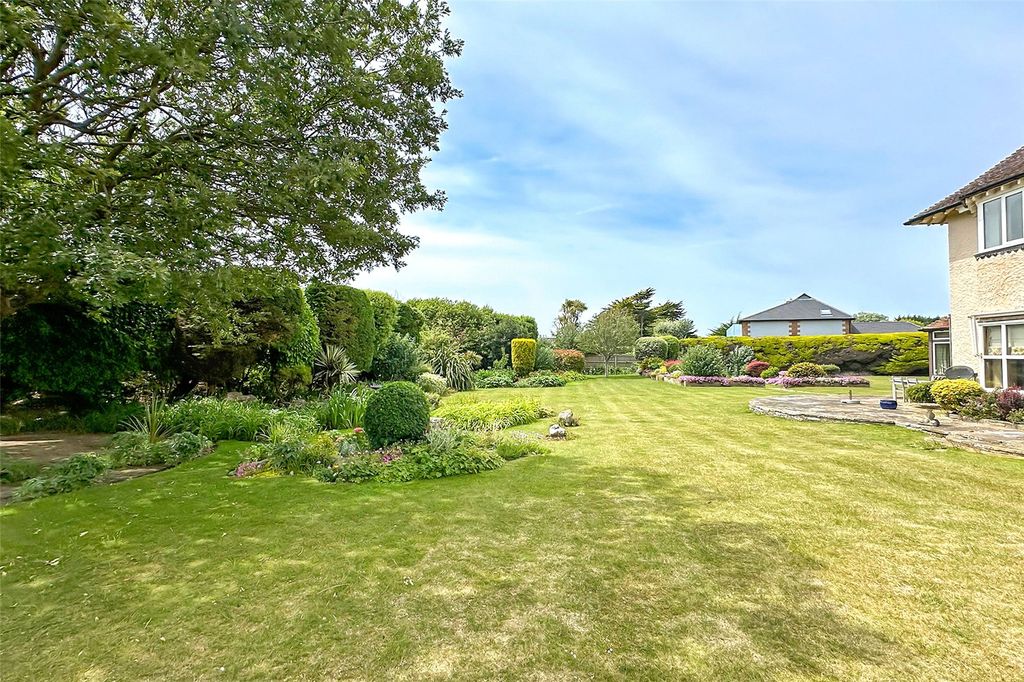 Additional image 18 of 5 bed flat for saleFosters Close, East Preston, West Sussex BN16