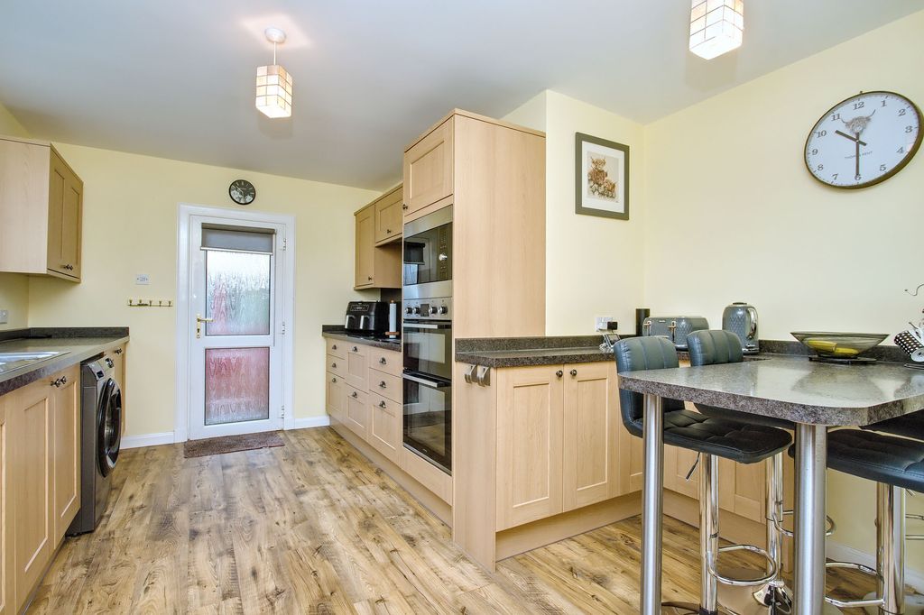 Property photo 2 of 13 Property Image 2