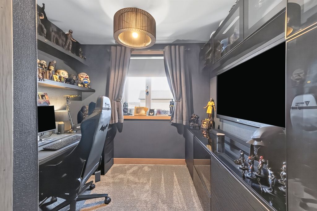 Additional image 19 of 4 bed detached house for saleHawthorn Avenue, Erskine PA8