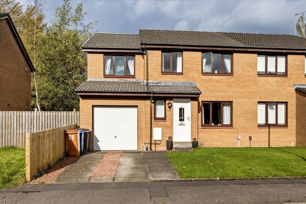 Property photo 1 of 25 01-28_Greens_Ave_Kirkintilloch_001.Jpg