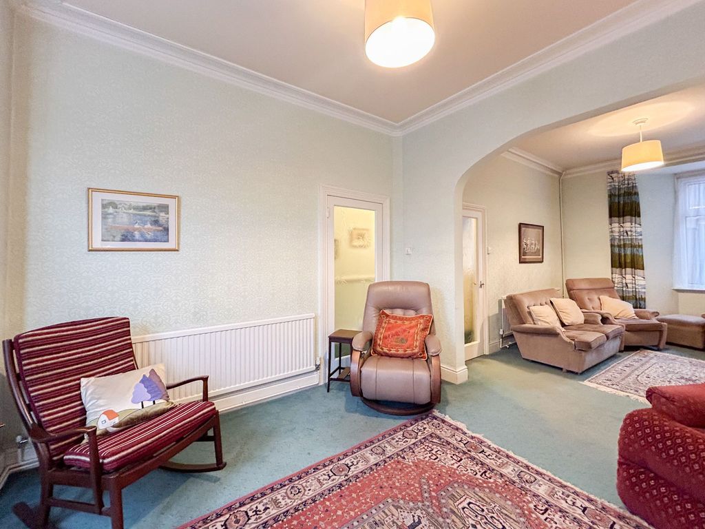 Property photo 3 of 24