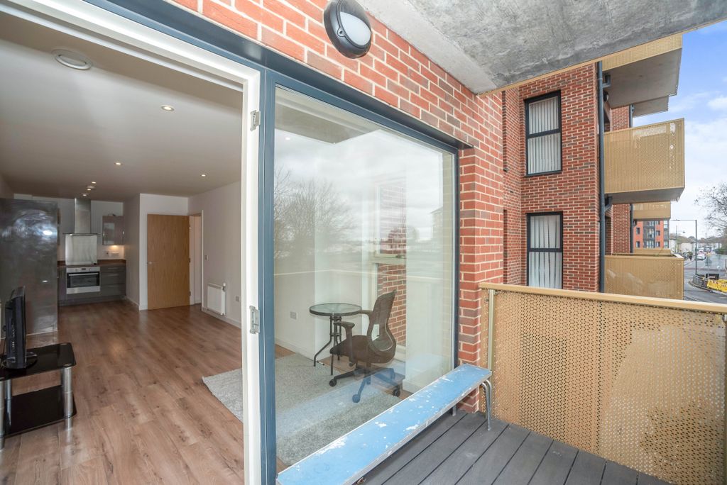 Property photo 3 of 16 Balcony