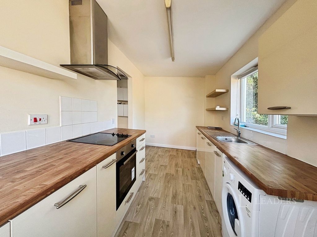 Property photo 3 of 8 Pbox-Img.Jpg