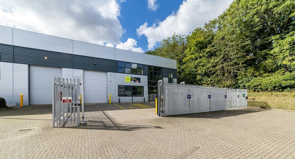 Property photo 2 of 10 Nimbus_Unit4_015.Jpg