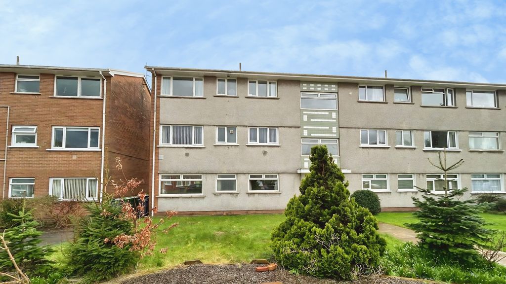 Property photo 1 of 8