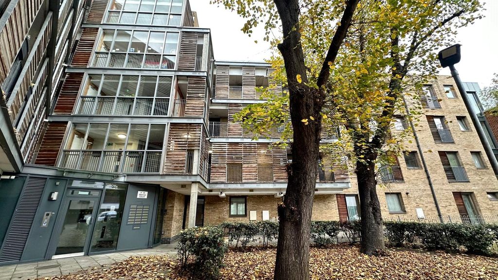 Property photo 1 of 19 Picture No. 17