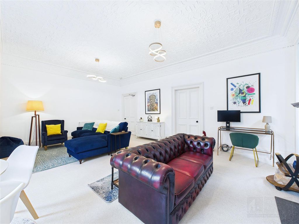 Property photo 3 of 28 Sitting Room &amp; Dining Area