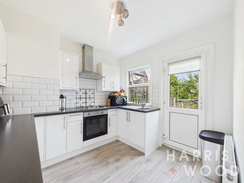Property photo 2 of 17 5254692