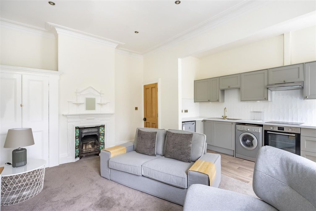 Property photo 3 of 14 2mc-2.Jpg