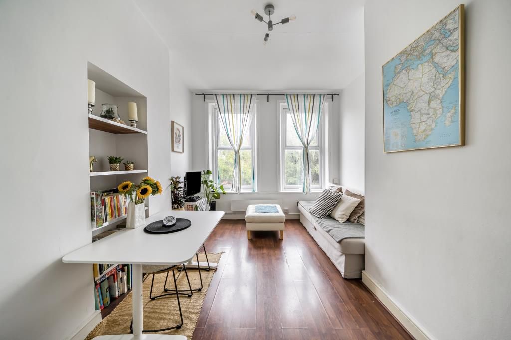 Property photo 2 of 19 Living Room