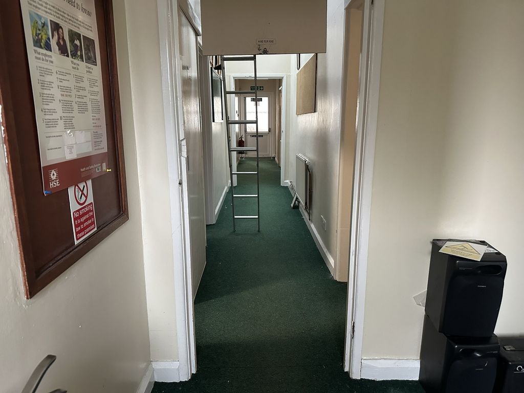 Property photo 2 of 16 Not Specified