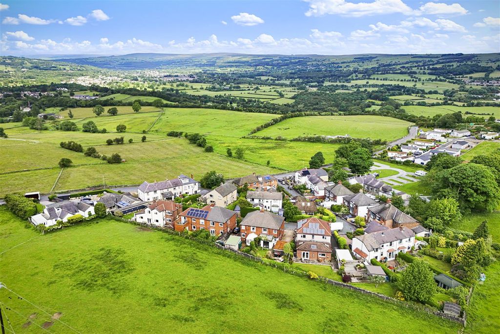 Property photo 2 of 26 Surrounded By Countryside