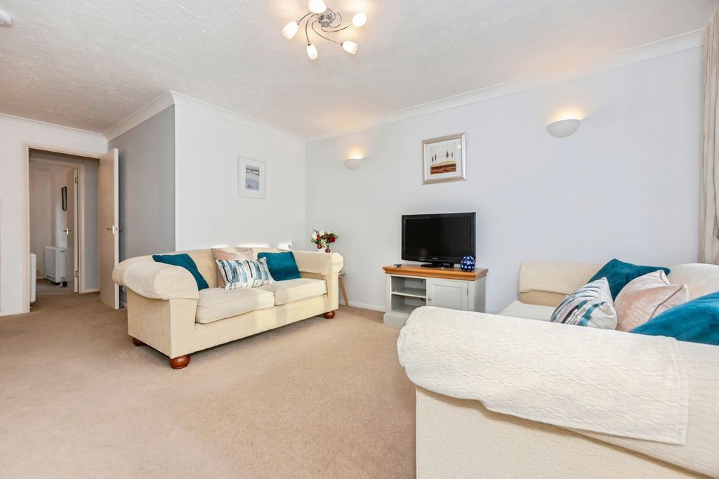 Property photo 3 of 13 Pbox-Img.Jpg