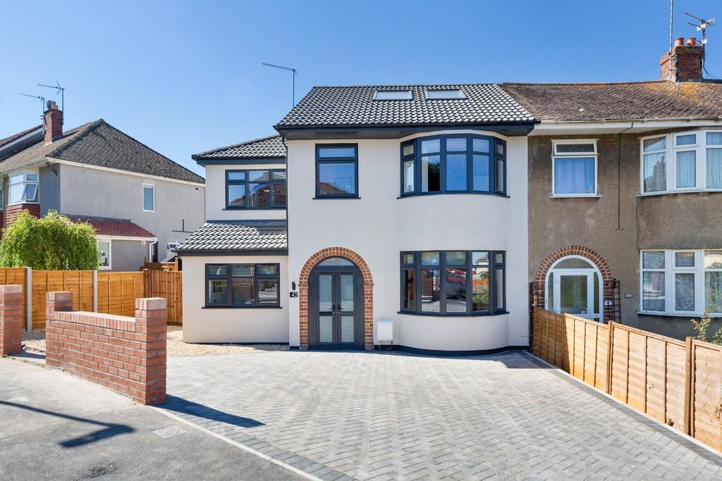 Property photo 1 of 11 22.Jpg