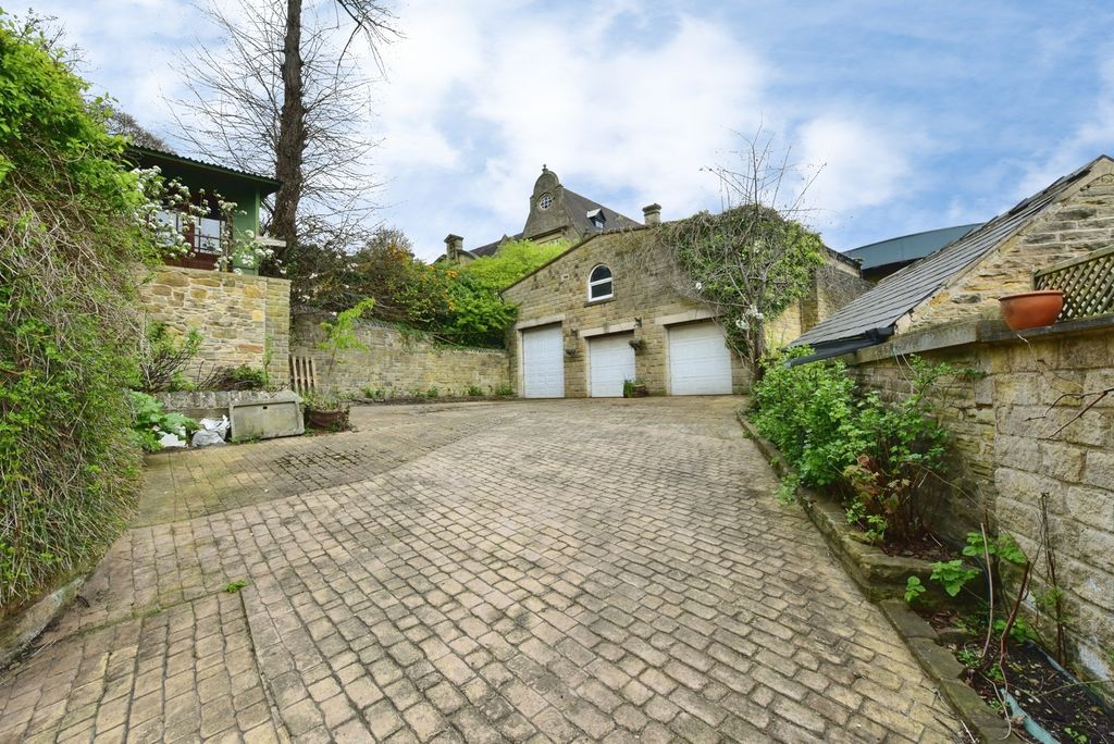 Property photo 2 of 24 Pbox-Img.Jpg