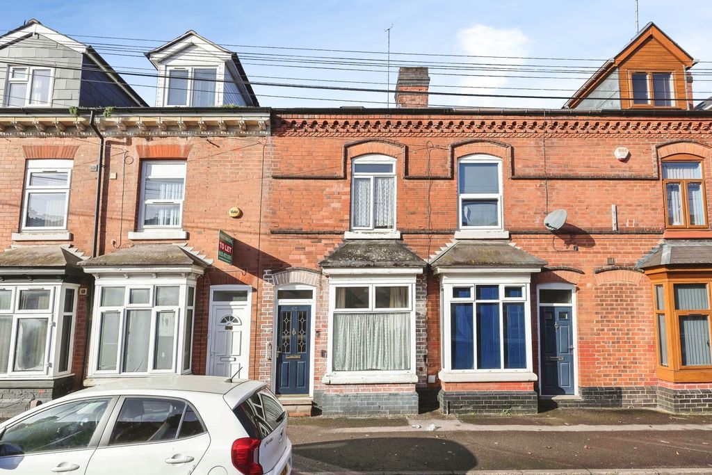 Property photo 1 of 20 Front