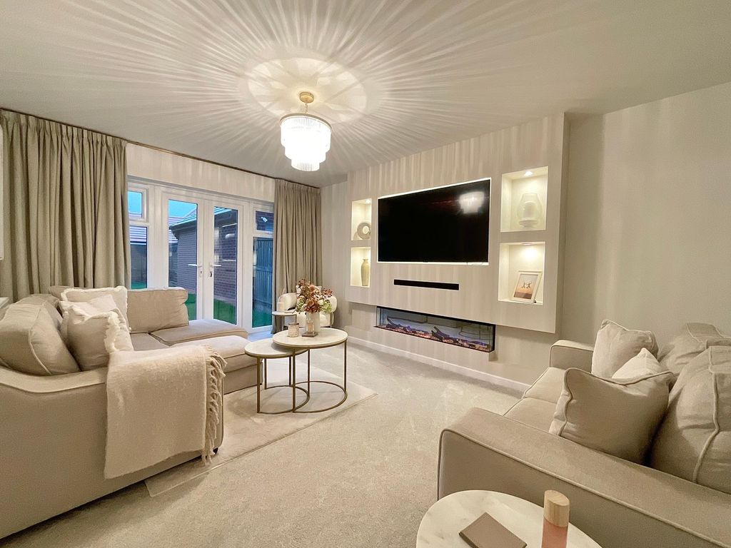 Property photo 3 of 18