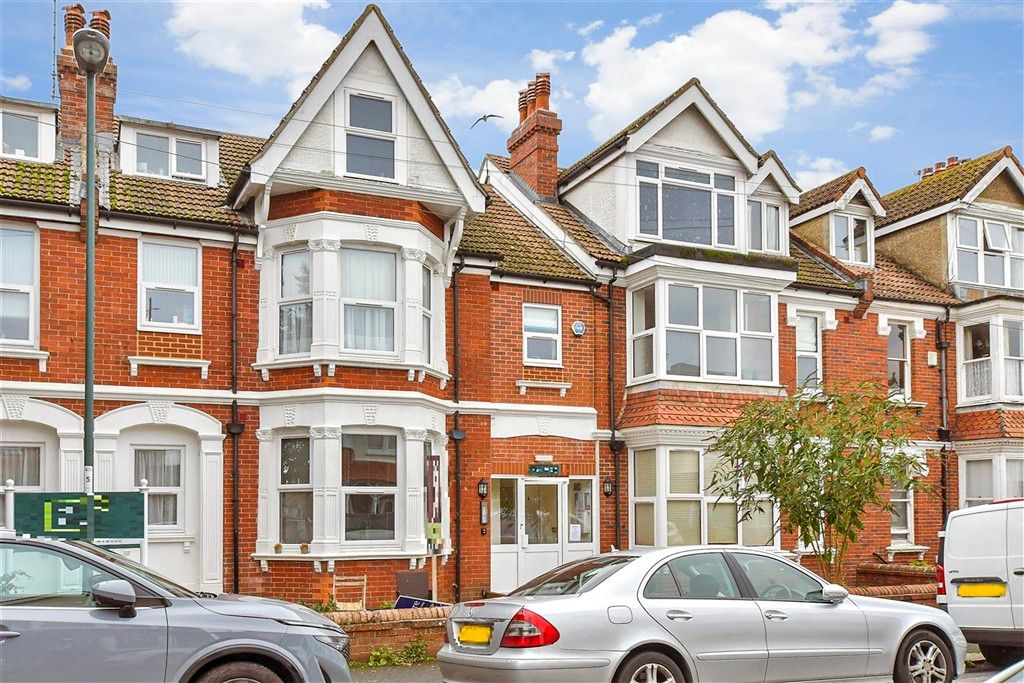 Property photo 1 of 8 External (Web)