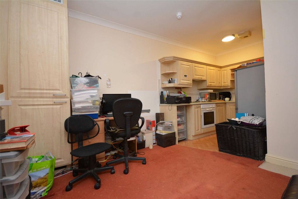 Property photo 3 of 7 Picture No. 06