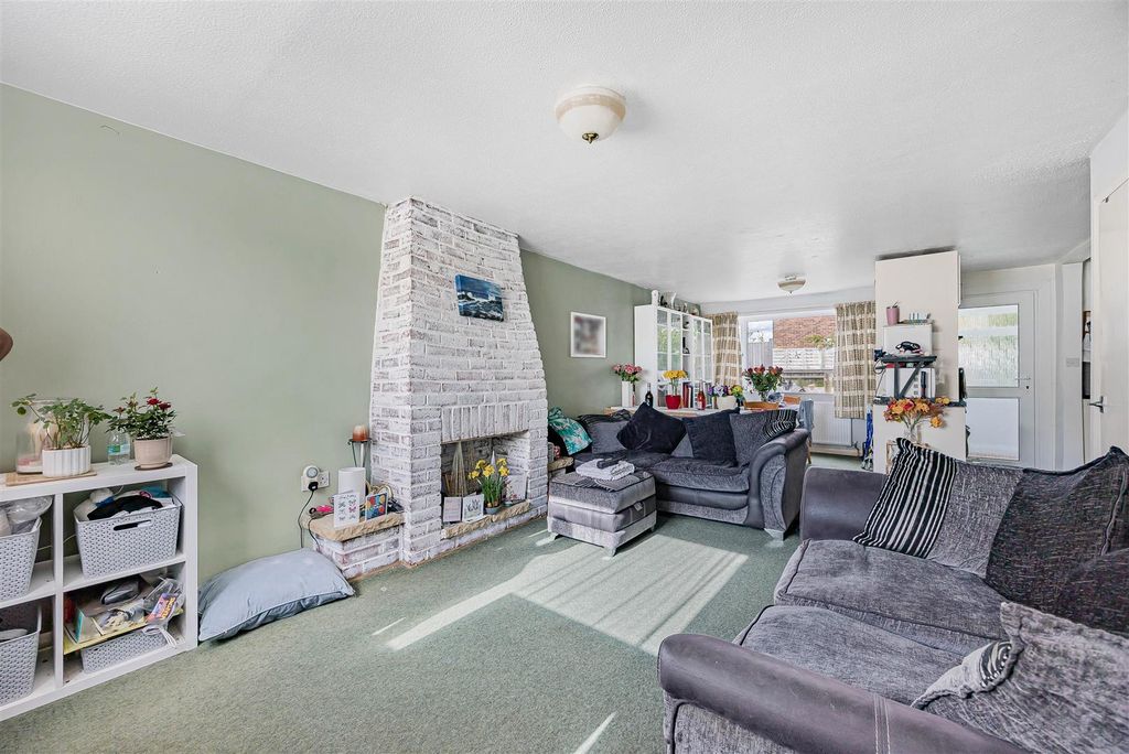 Property photo 2 of 15 8_78695.Jpg