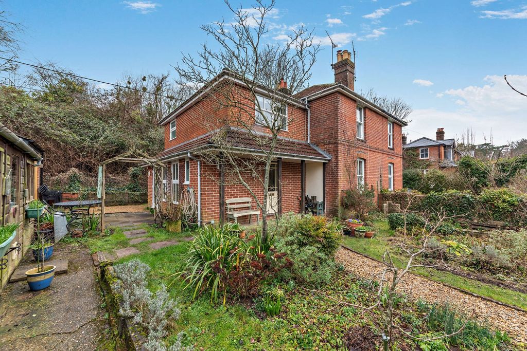 Property photo 1 of 12 Park View