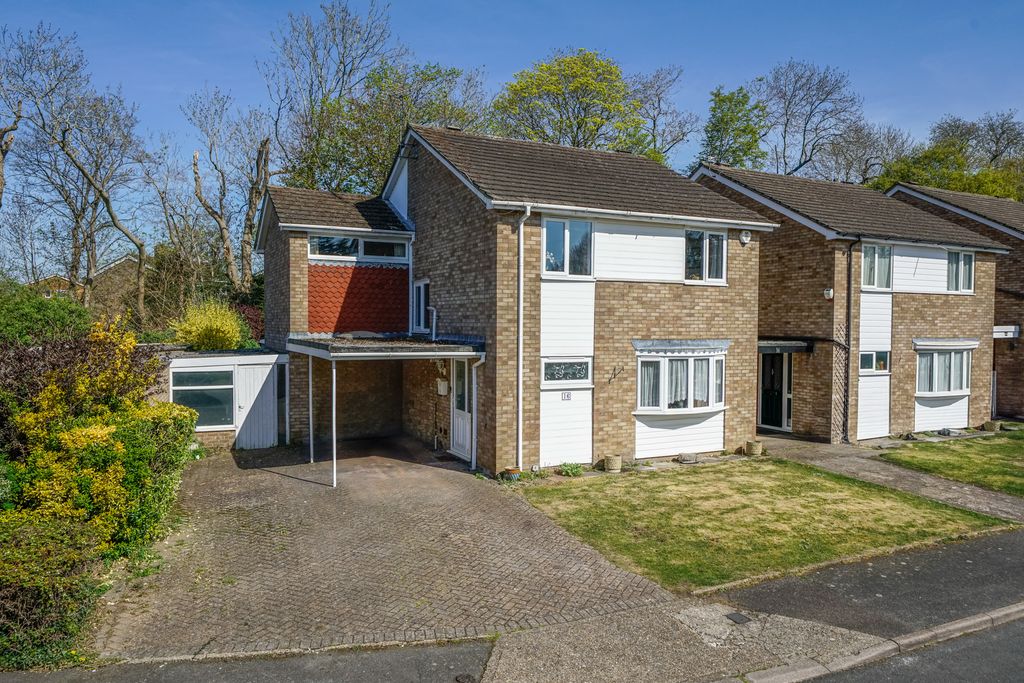 Property photo 1 of 15 16-Sidford-Close-2536
