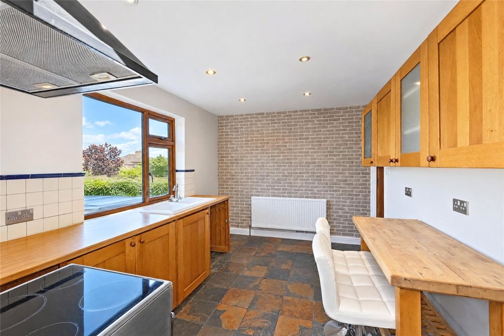 Property photo 2 of 15 Picture No. 07