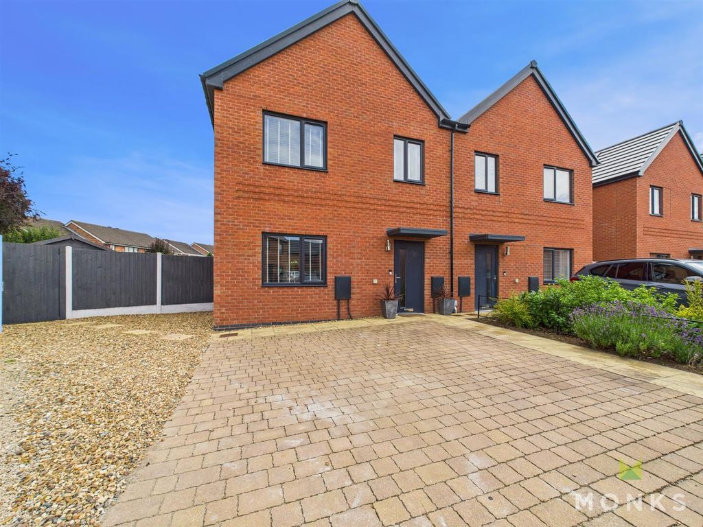 Property photo 1 of 23 Cam01520G0-Pr0226-Still028.Jpg