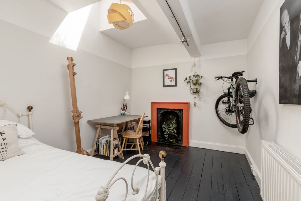 Additional image 15 of 4 bed flat for sale18/5 Leopold Place, Hillside, Edinburgh EH7