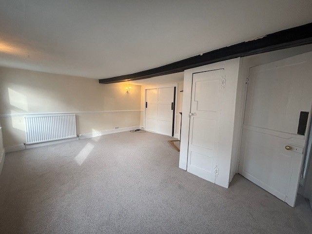 Property photo 2 of 9 Balcony