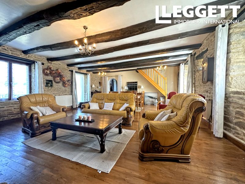 Property photo 2 of 10