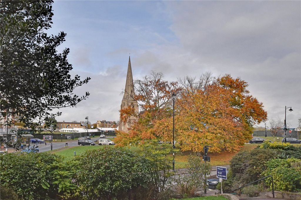 Property photo 3 of 13 Picture No. 05