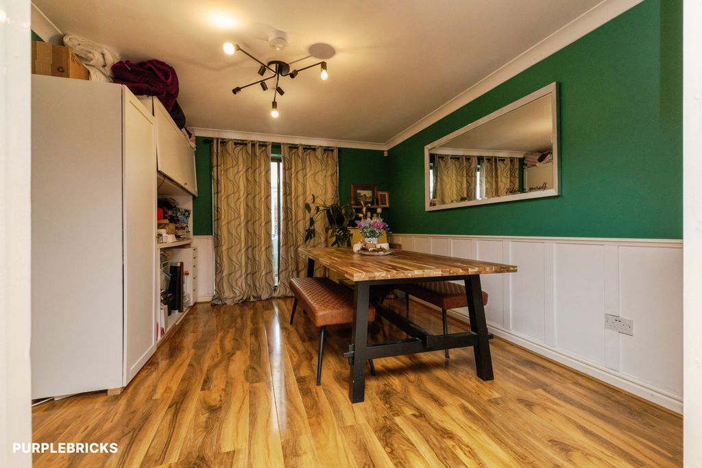 Property photo 3 of 30