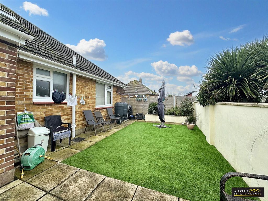 Property photo 3 of 14